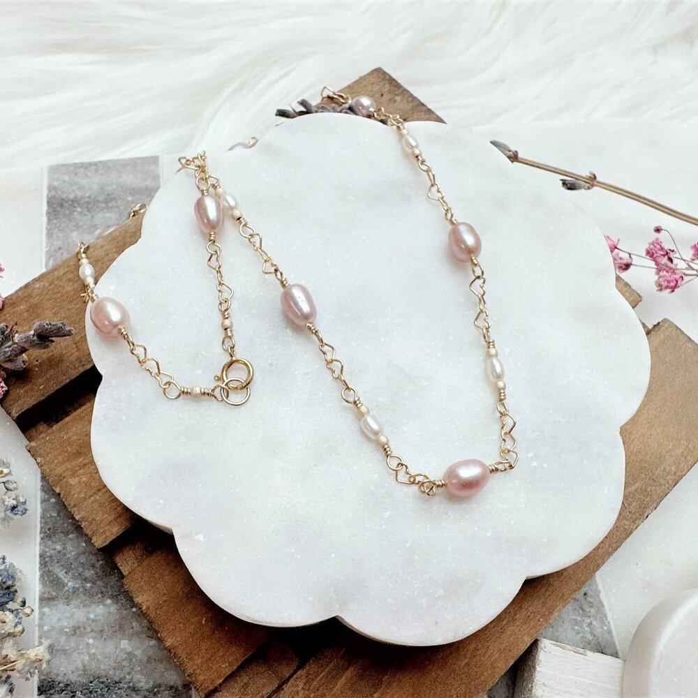 14k Gold-Filled Pink and White Freshwater Pearls Tiny Heart Links Necklace